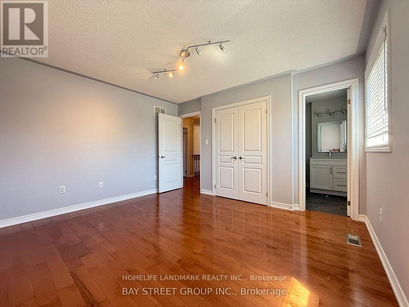 12 Pexton Avenue, Richmond Hill, Ontario  L4E 4Z2 - Photo 14 - N12569832