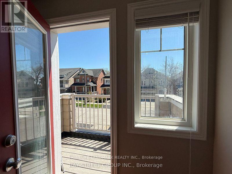 12 Pexton Avenue, Richmond Hill, Ontario  L4E 4Z2 - Photo 17 - N12569832