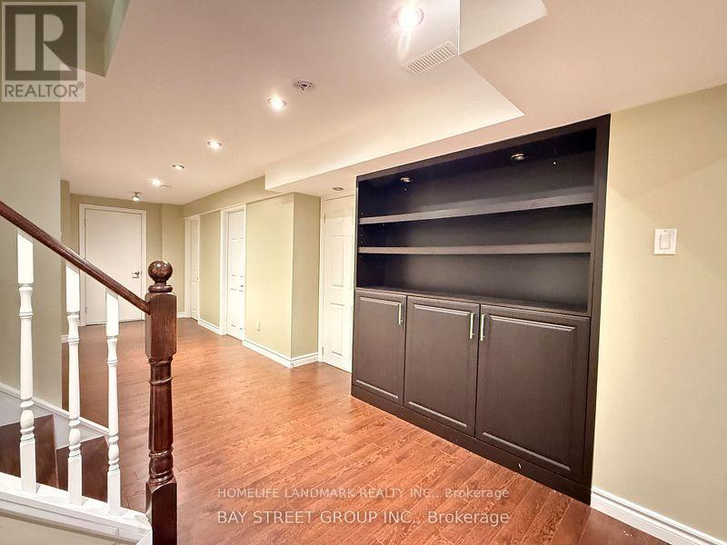 12 Pexton Avenue, Richmond Hill, Ontario  L4E 4Z2 - Photo 21 - N12569832