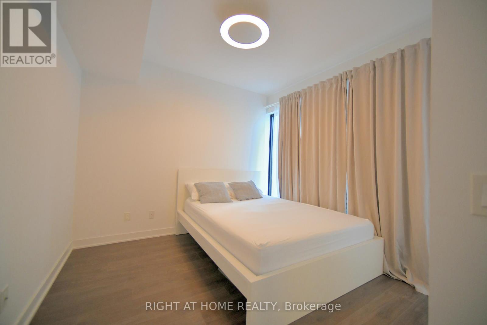 1201 - 188 Cumberland Street, Toronto, Ontario  M5R 0B6 - Photo 10 - C12568746