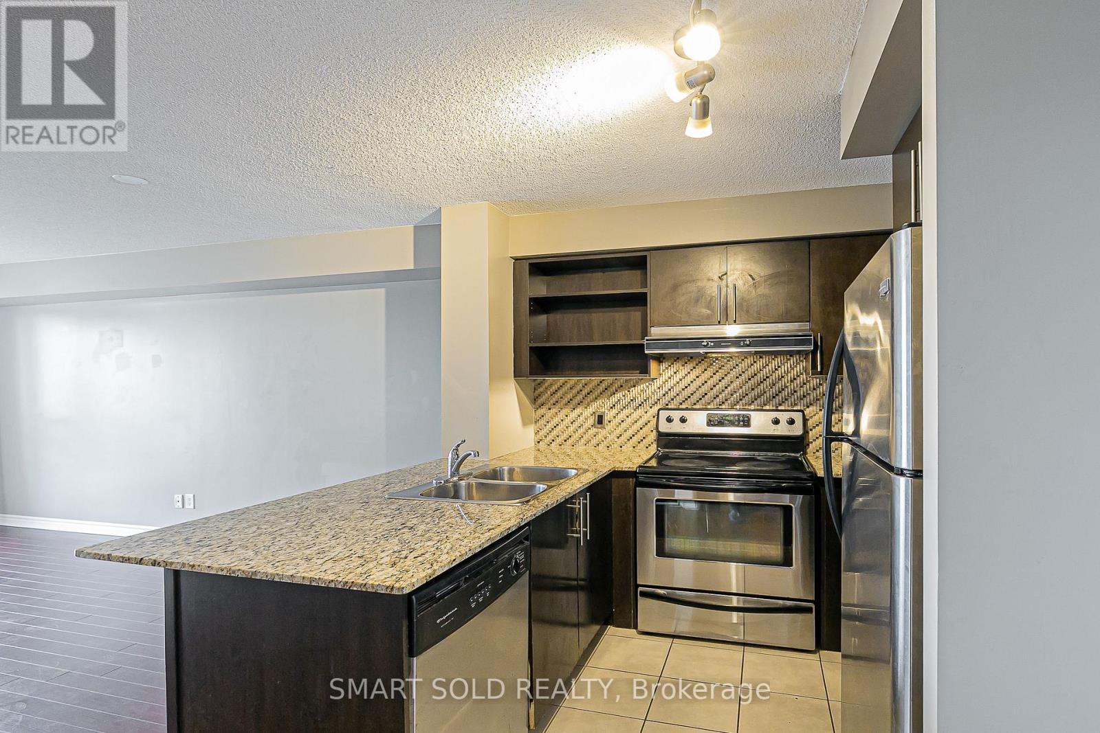 710 - 120 Dallimore Circle N, Toronto, Ontario  M3C 4J1 - Photo 30 - C12568760