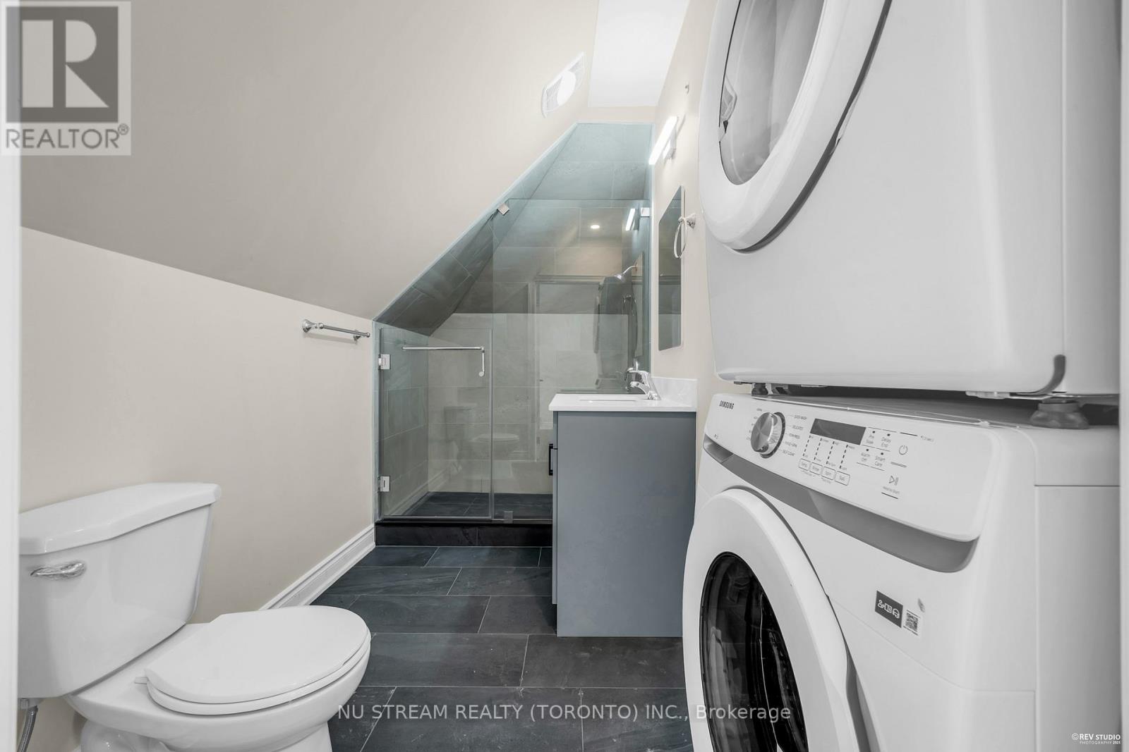 Garden Suite - 25 Devondale Avenue, Toronto, Ontario M2R 2C9 - Photo 7 - C12569848