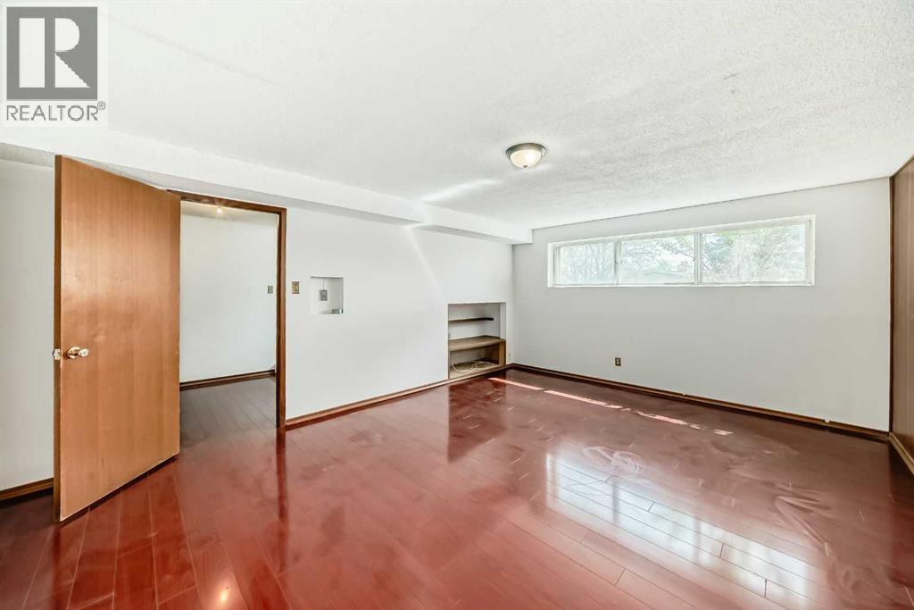 5248 Barron Drive Nw, Calgary, Alberta  T2L 1T6 - Photo 35 - A2256460