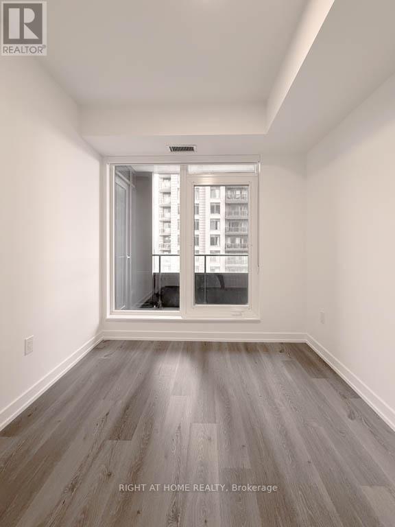 2206 - 395 Square One Drive, Mississauga, Ontario  L5B 0P6 - Photo 6 - W12569838