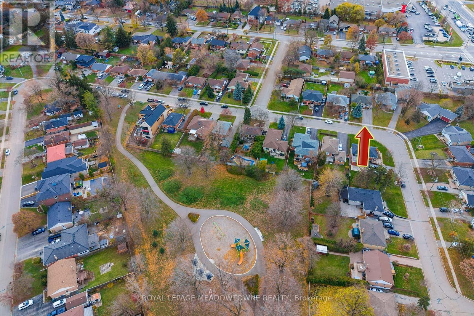 Upper - 462 Kingsleigh Court, Milton, Ontario  L9T 1X8 - Photo 2 - W12569842