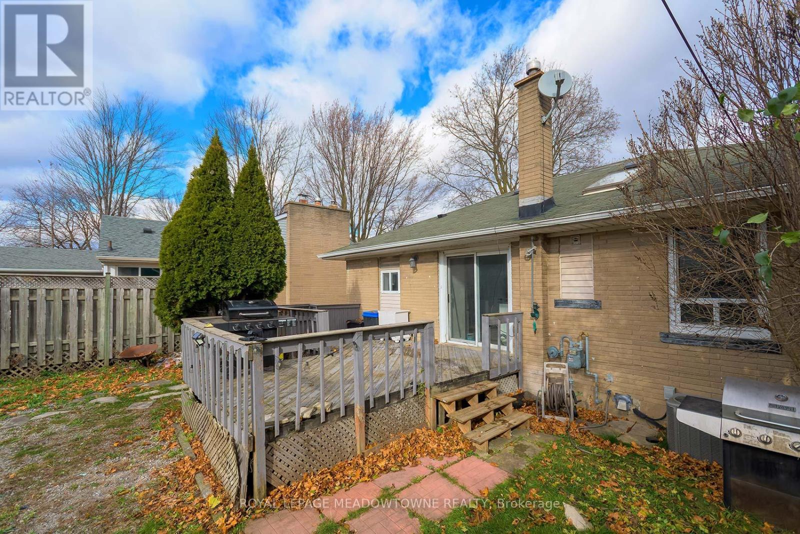 Upper - 462 Kingsleigh Court, Milton, Ontario  L9T 1X8 - Photo 27 - W12569842