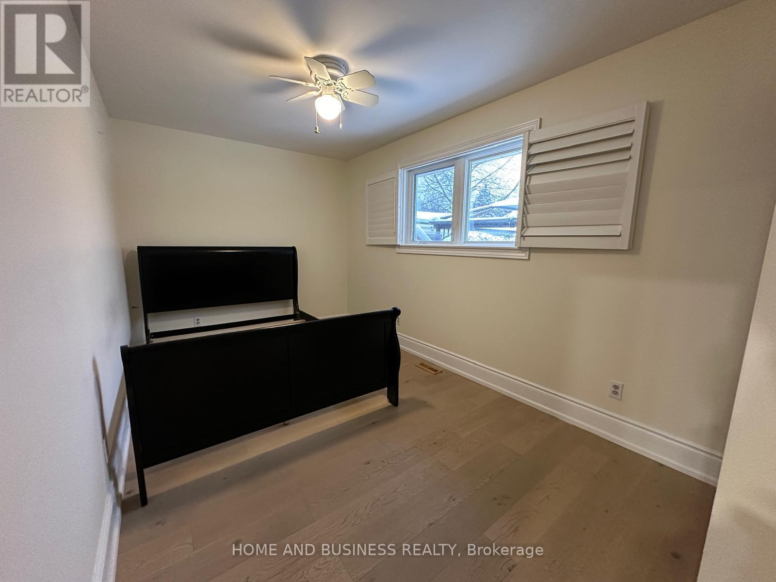 22 Duncannon Crescent, Brampton, Ontario L6T 3G1 - Photo 11 - W12569844