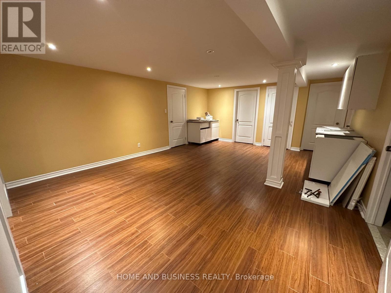 22 Duncannon Crescent, Brampton, Ontario L6T 3G1 - Photo 15 - W12569844