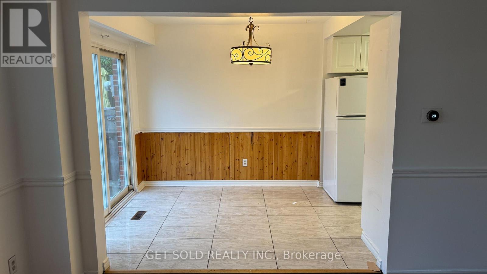 30 - 7560 Goreway Drive, Mississauga, Ontario  L4T 2V2 - Photo 3 - W12569846