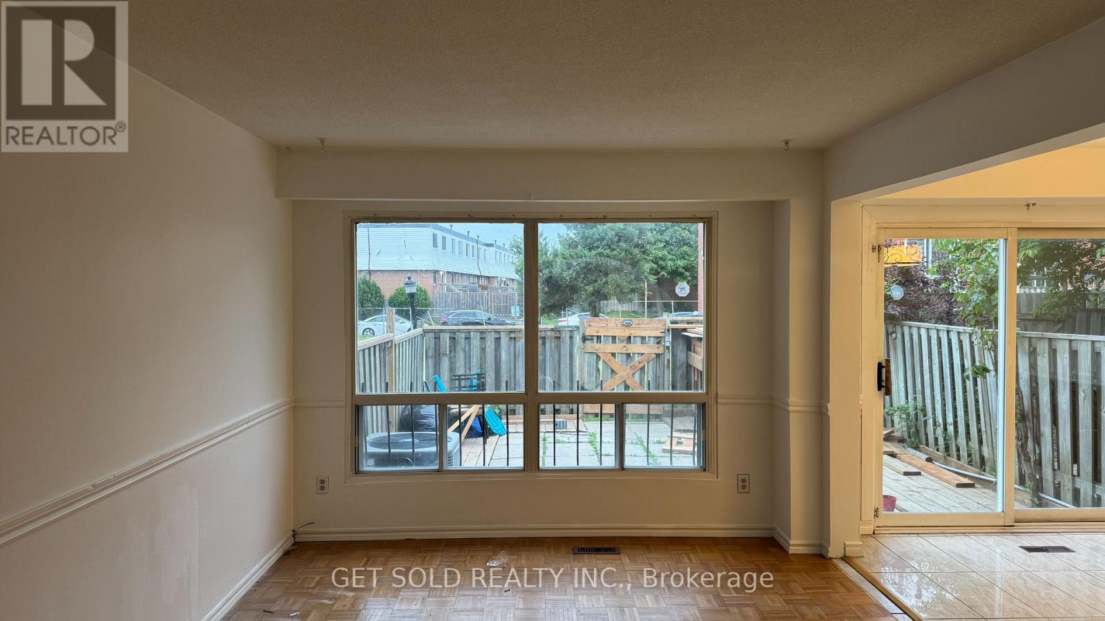 30 - 7560 Goreway Drive, Mississauga, Ontario  L4T 2V2 - Photo 4 - W12569846