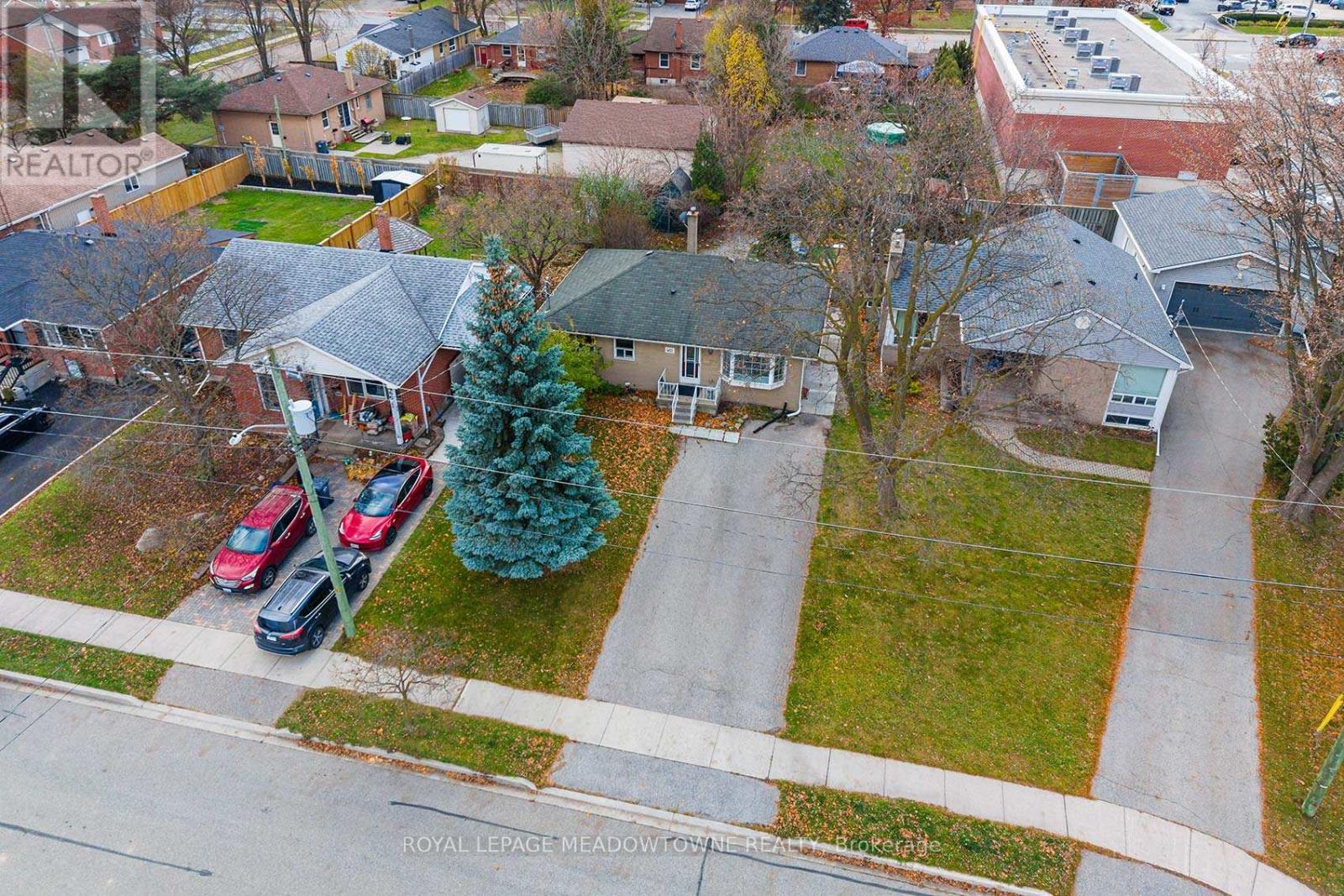 Lower - 462 Kingsleigh Court, Milton, Ontario  L9T 1X8 - Photo 2 - W12569850