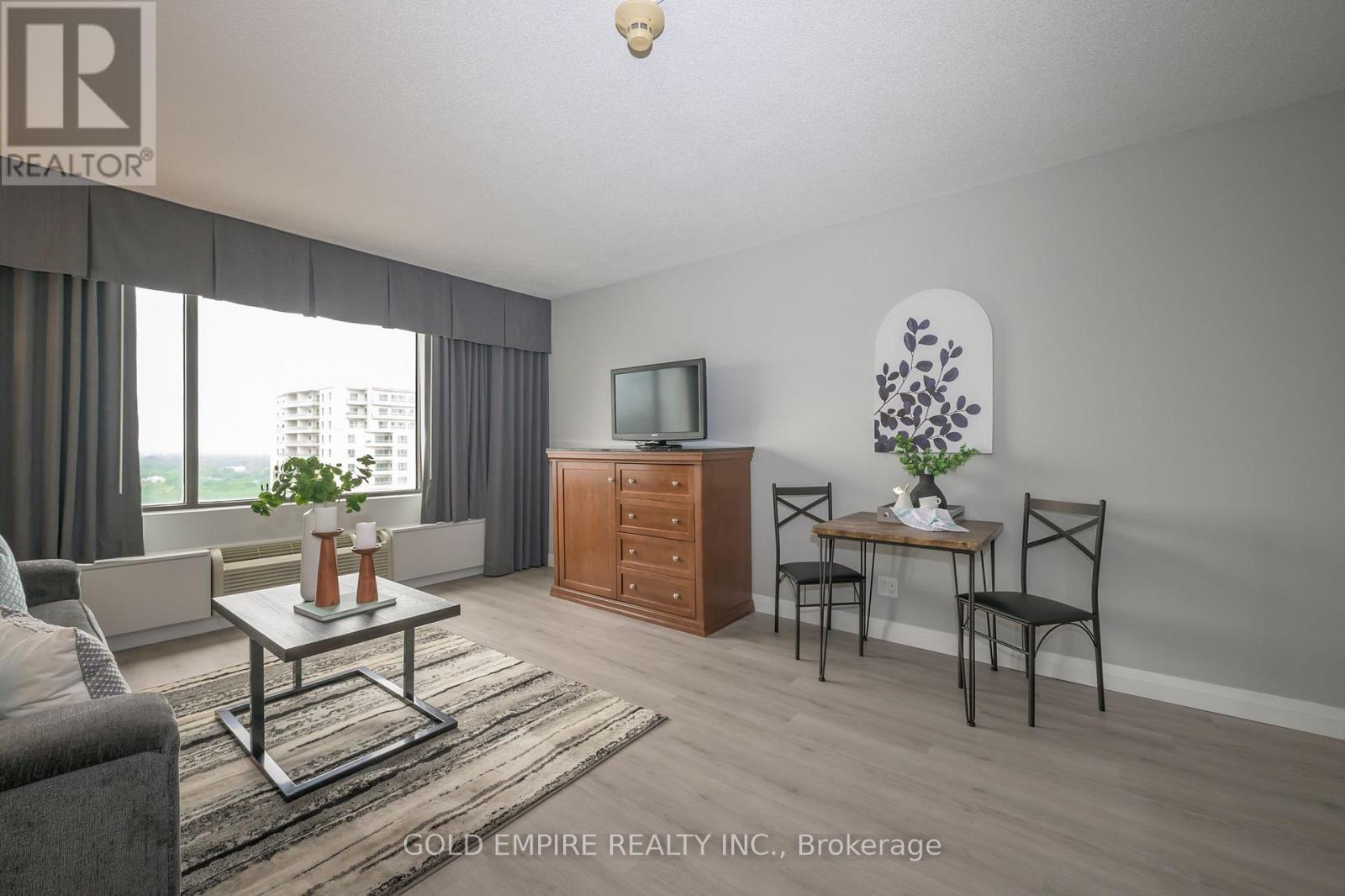 1 Bedroom - 300 King Street, London East, Ontario  N6B 1S2 - Photo 11 - X12569856