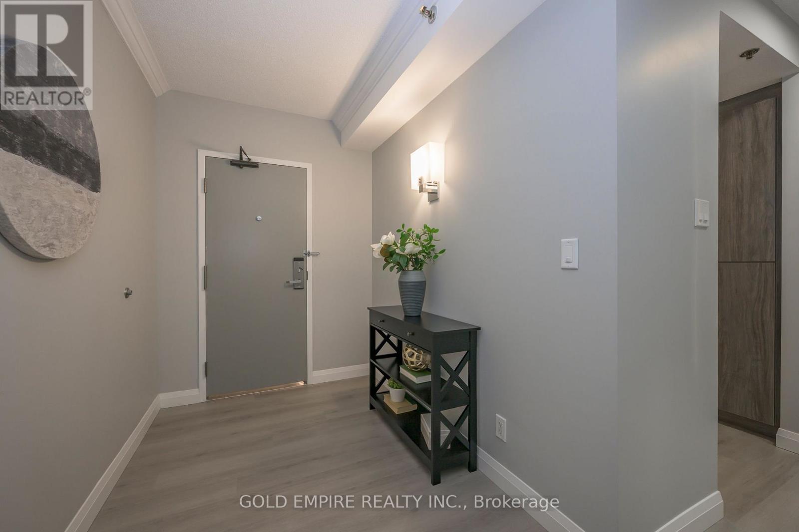 1 Bedroom - 300 King Street, London East, Ontario  N6B 1S2 - Photo 6 - X12569856