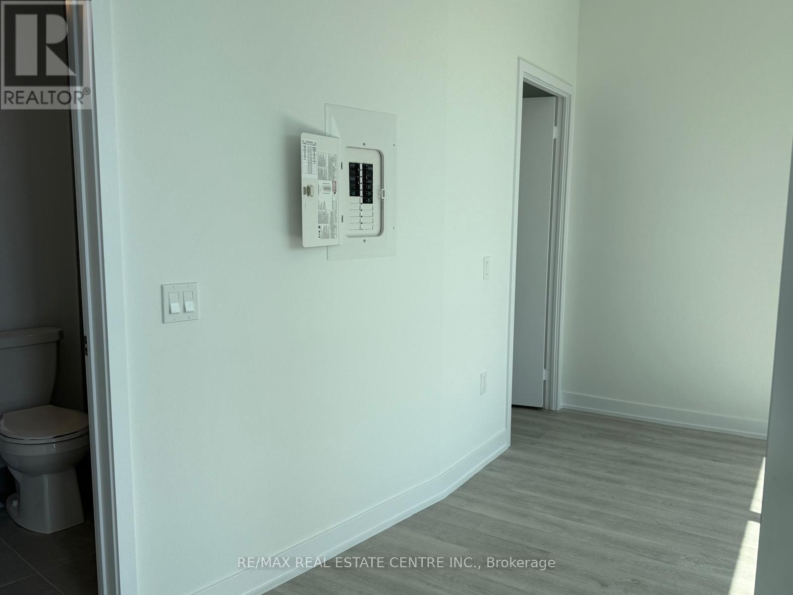 1607 - 15 Richardson Street, Toronto, Ontario  M5A 1B4 - Photo 14 - C12569272