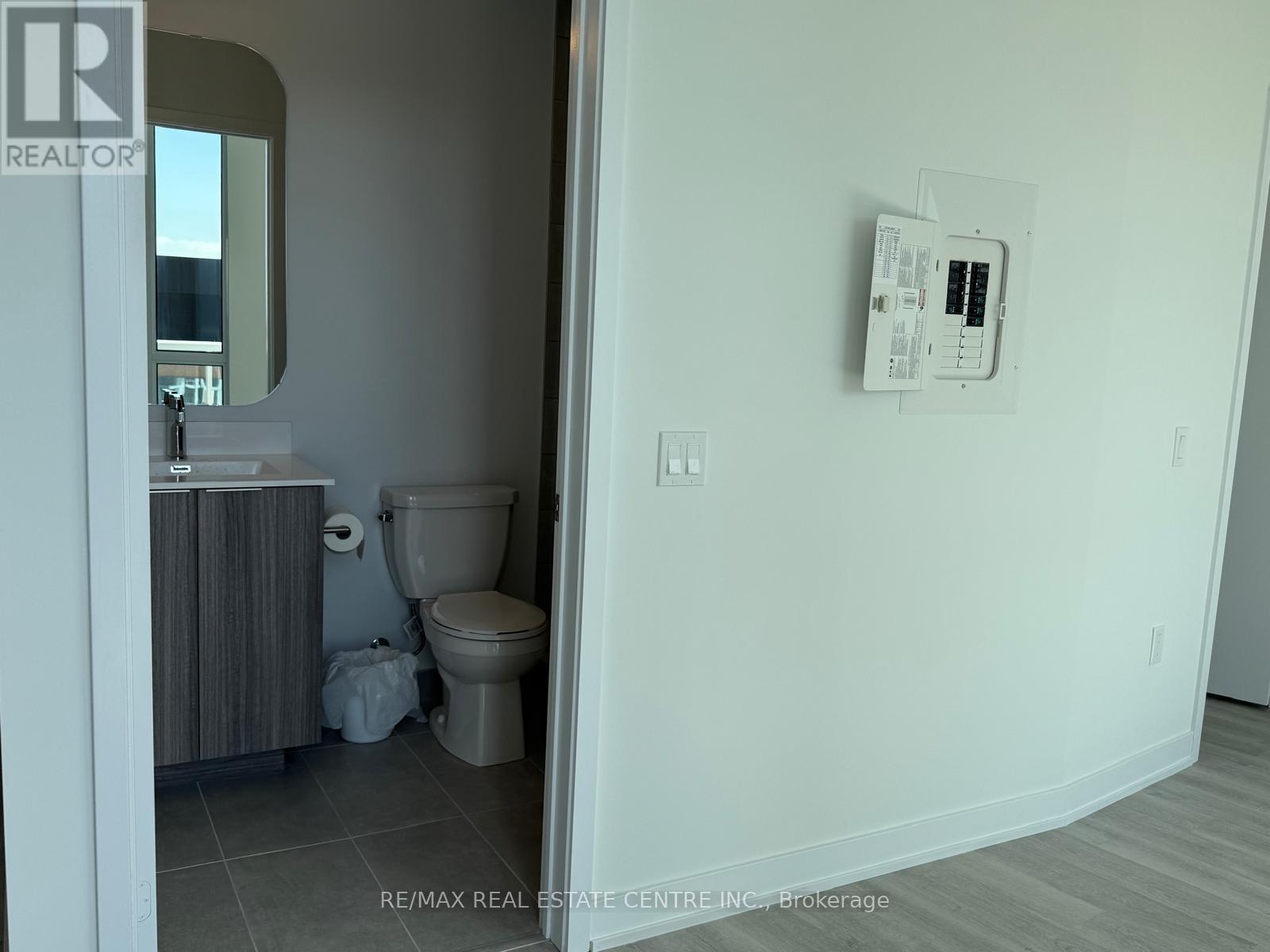 1607 - 15 Richardson Street, Toronto, Ontario  M5A 1B4 - Photo 15 - C12569272