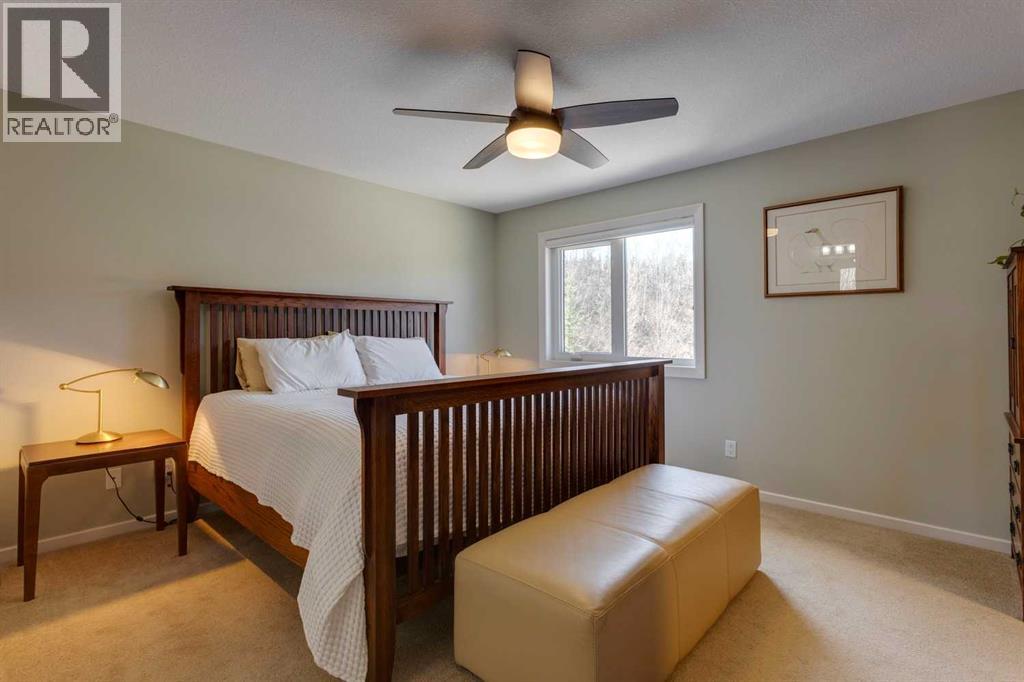 303 Valley Ridge Manor Nw, Calgary, Alberta  T3B 6C4 - Photo 23 - A2245883