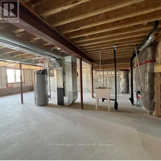 47 Kenneth Rogers Crescent, East Gwillimbury, Ontario  L0G 1R0 - Photo 10 - N12569854