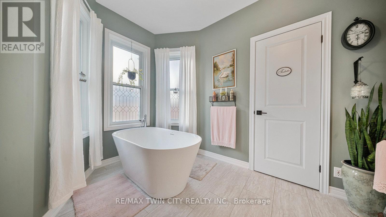 116 Eagle Avenue, Brantford, Ontario  N3S 1Z5 - Photo 11 - X12569860