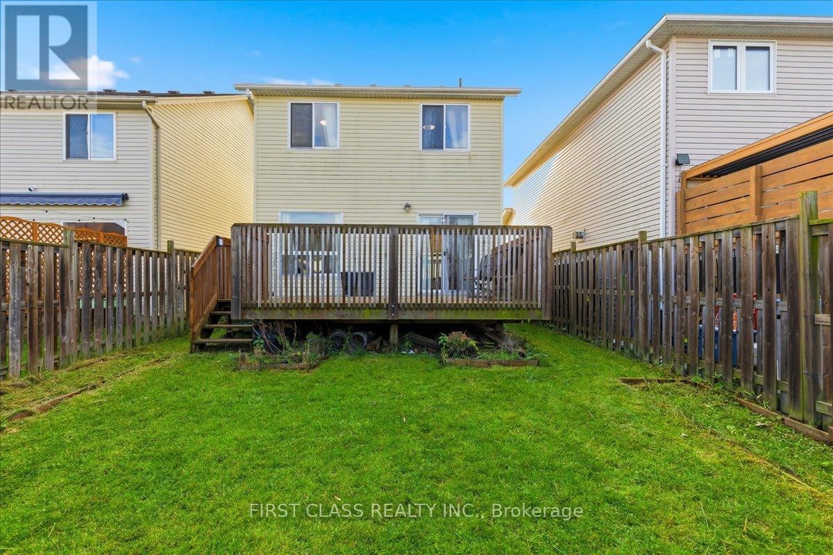 724 Angler Way, Waterloo, Ontario  N2K 4L6 - Photo 30 - X12499932