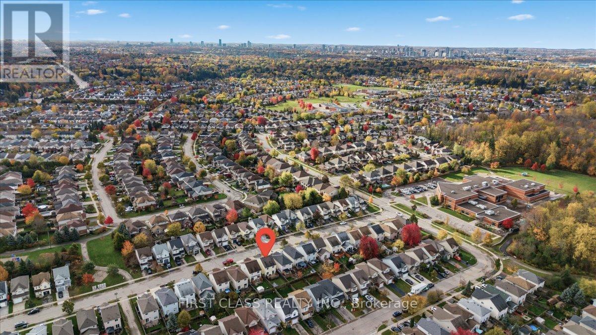 724 Angler Way, Waterloo, Ontario  N2K 4L6 - Photo 35 - X12499932