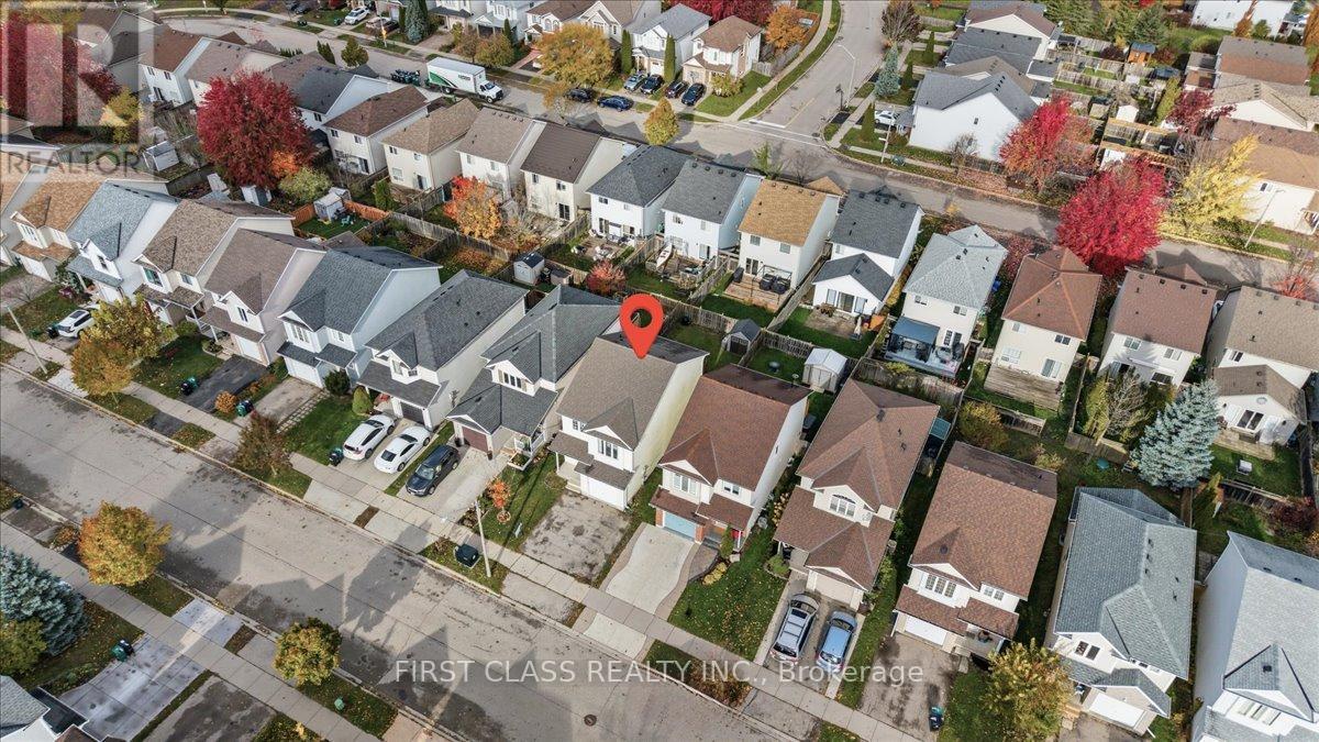 724 Angler Way, Waterloo, Ontario  N2K 4L6 - Photo 32 - X12499932