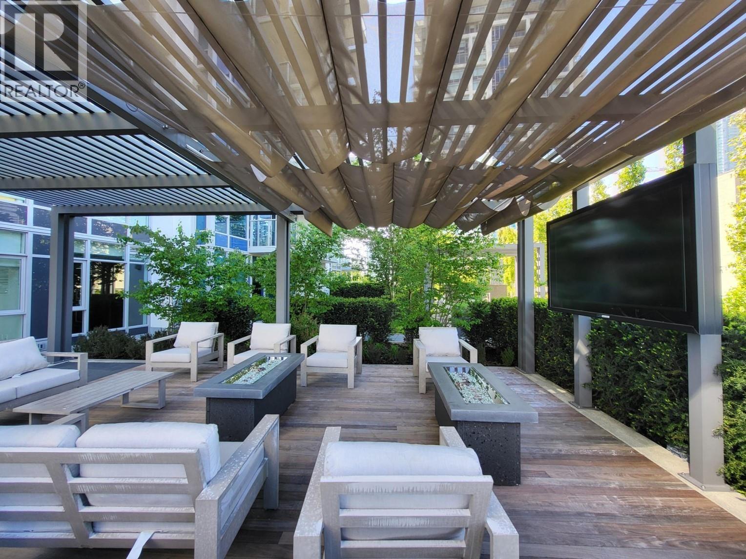 2105 2311 Beta Avenue, Burnaby, British Columbia  V5C 0M1 - Photo 2 - R3028275