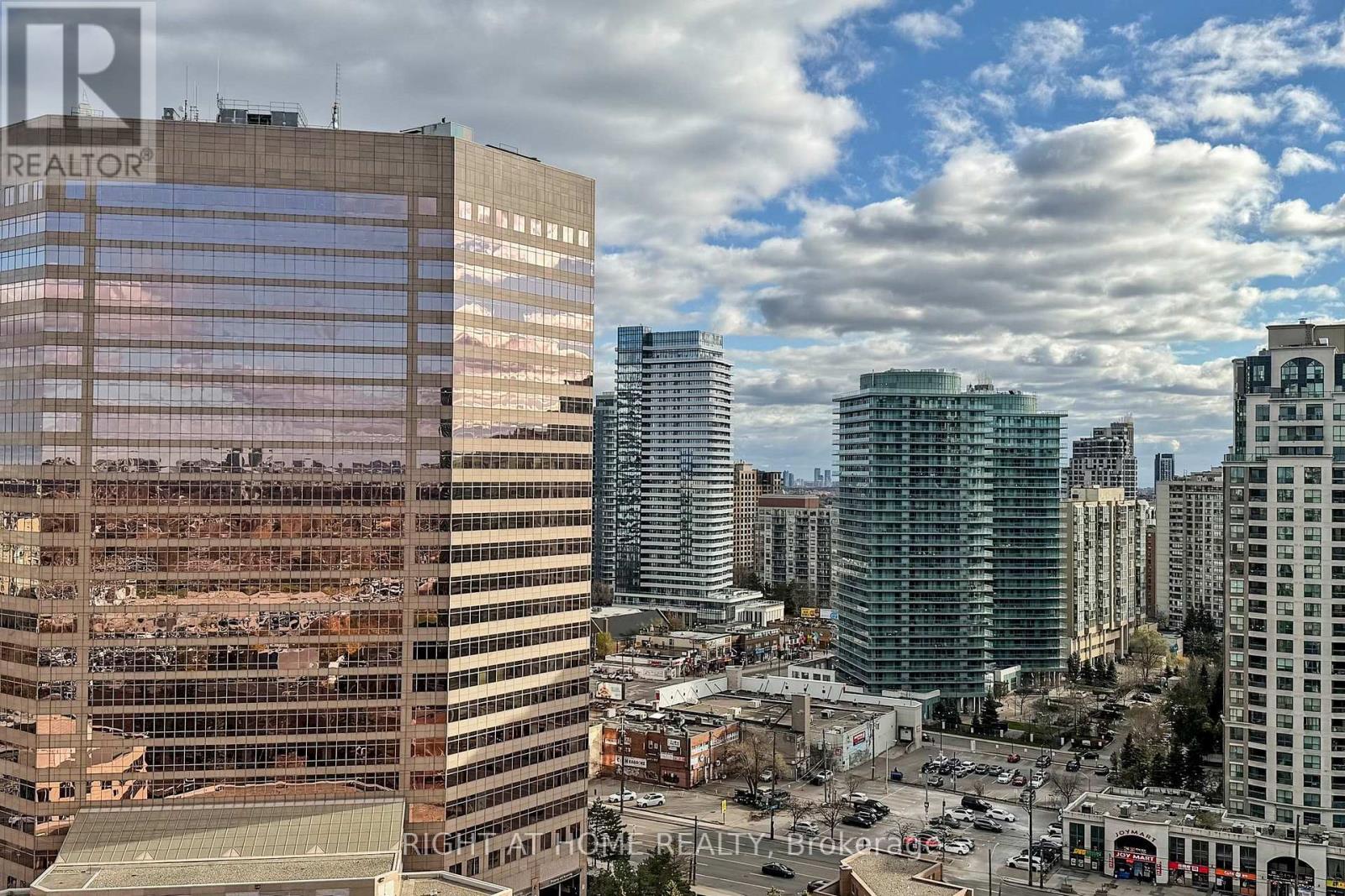 2021 - 25 Greenview Avenue, Toronto, Ontario  M2M 0A5 - Photo 39 - C12569876