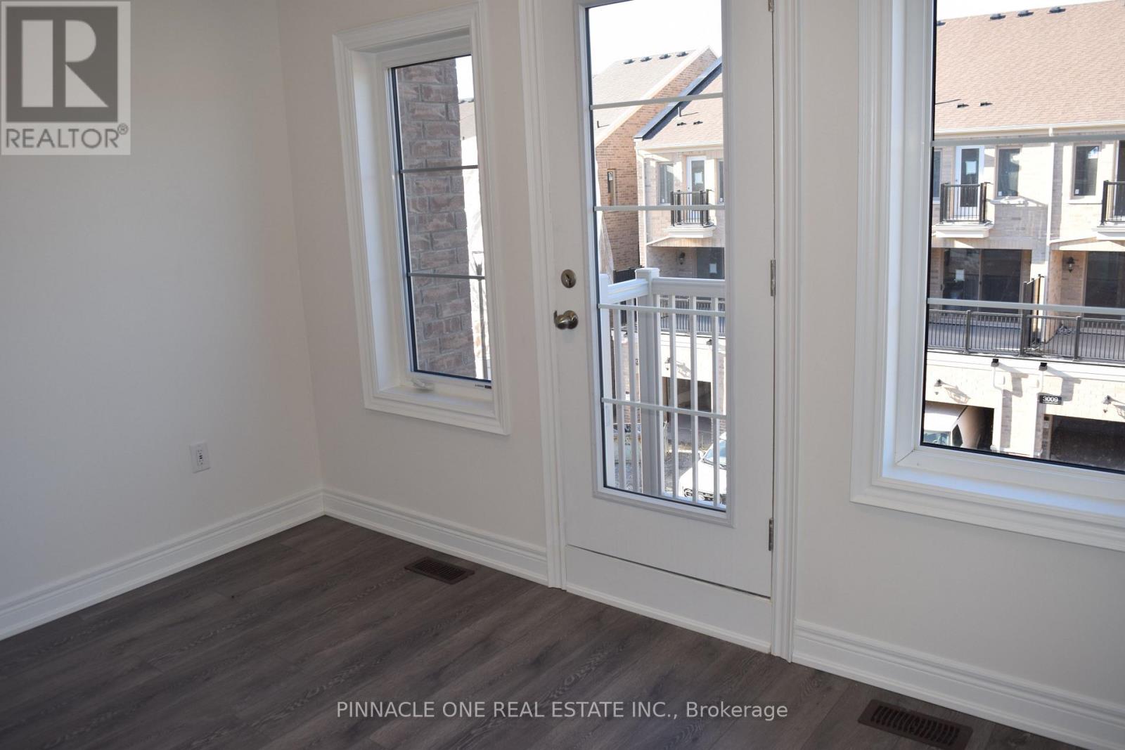 2958 Whites Road, Pickering, Ontario  L1X 0R6 - Photo 20 - E12569866