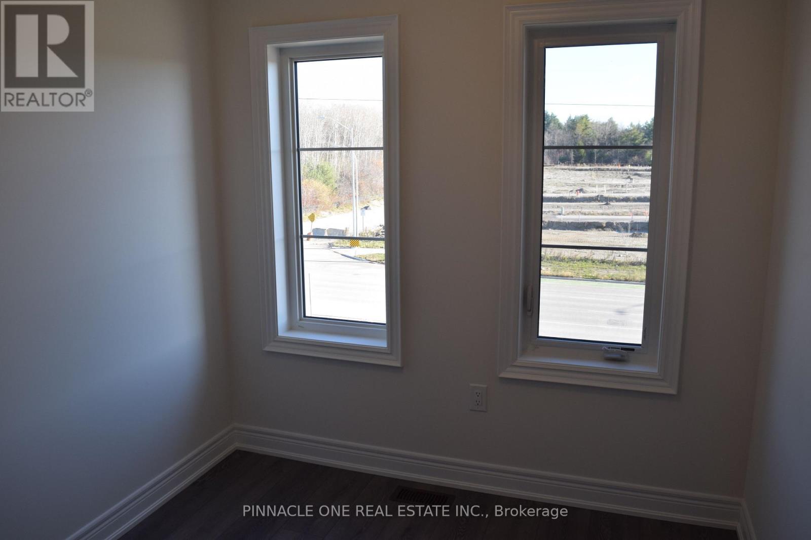 2958 Whites Road, Pickering, Ontario  L1X 0R6 - Photo 34 - E12569866