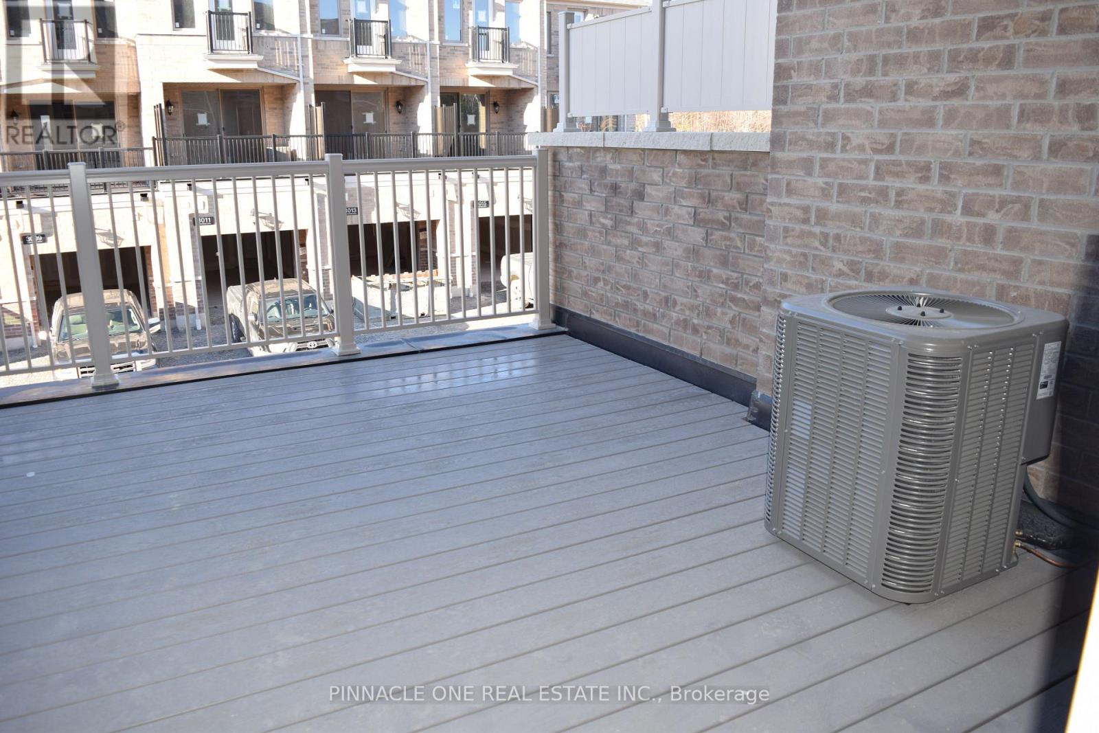 2958 Whites Road, Pickering, Ontario  L1X 0R6 - Photo 8 - E12569866