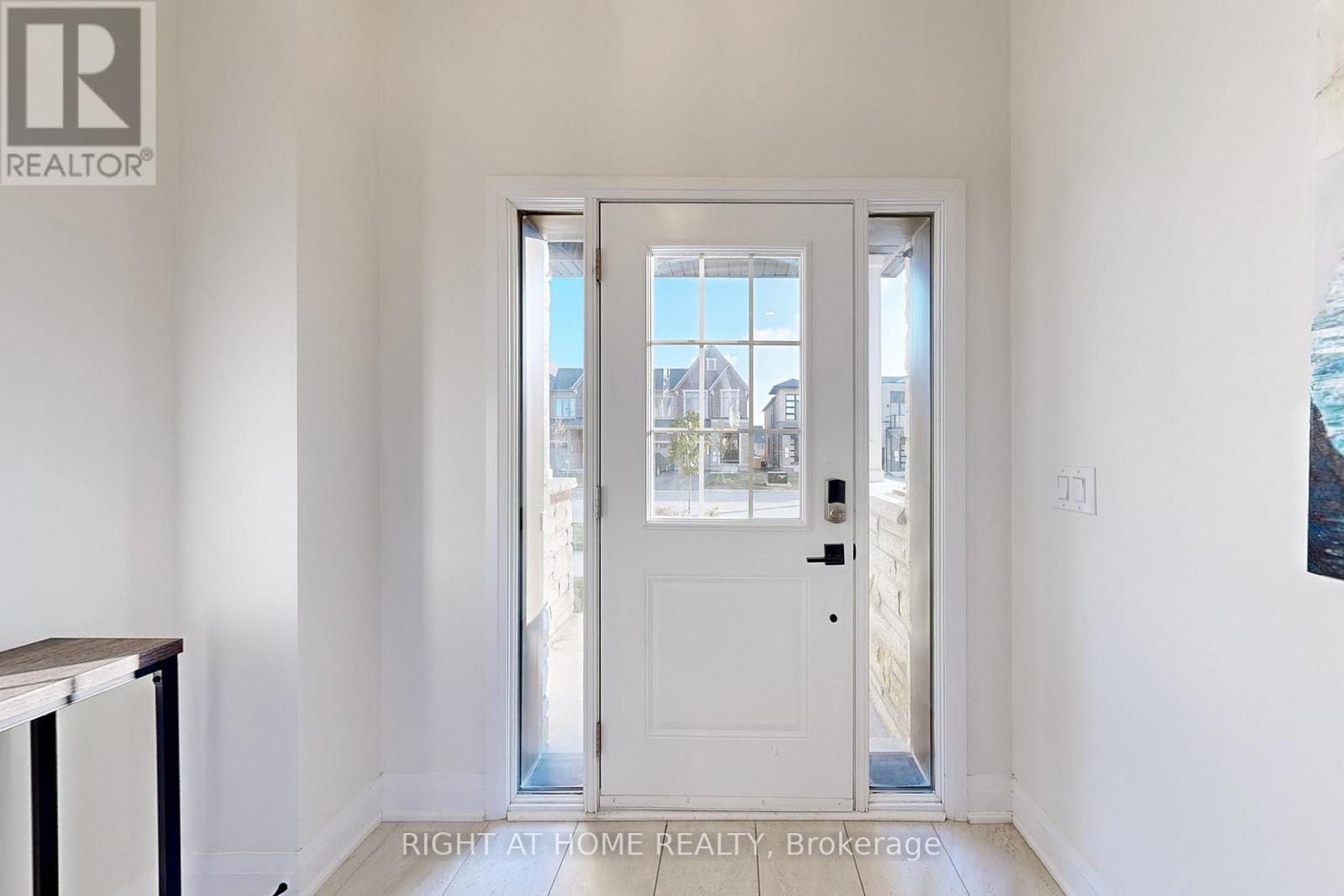 10 Percy Rye Avenue, Markham, Ontario  L6C 3K2 - Photo 3 - N12569090