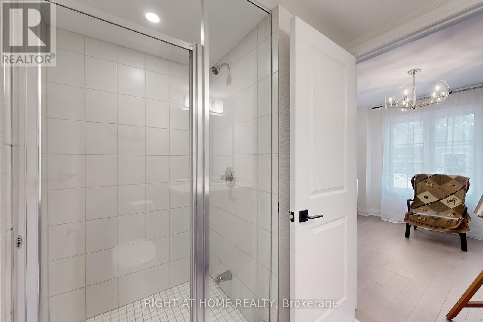 10 Percy Rye Avenue, Markham, Ontario  L6C 3K2 - Photo 9 - N12569090