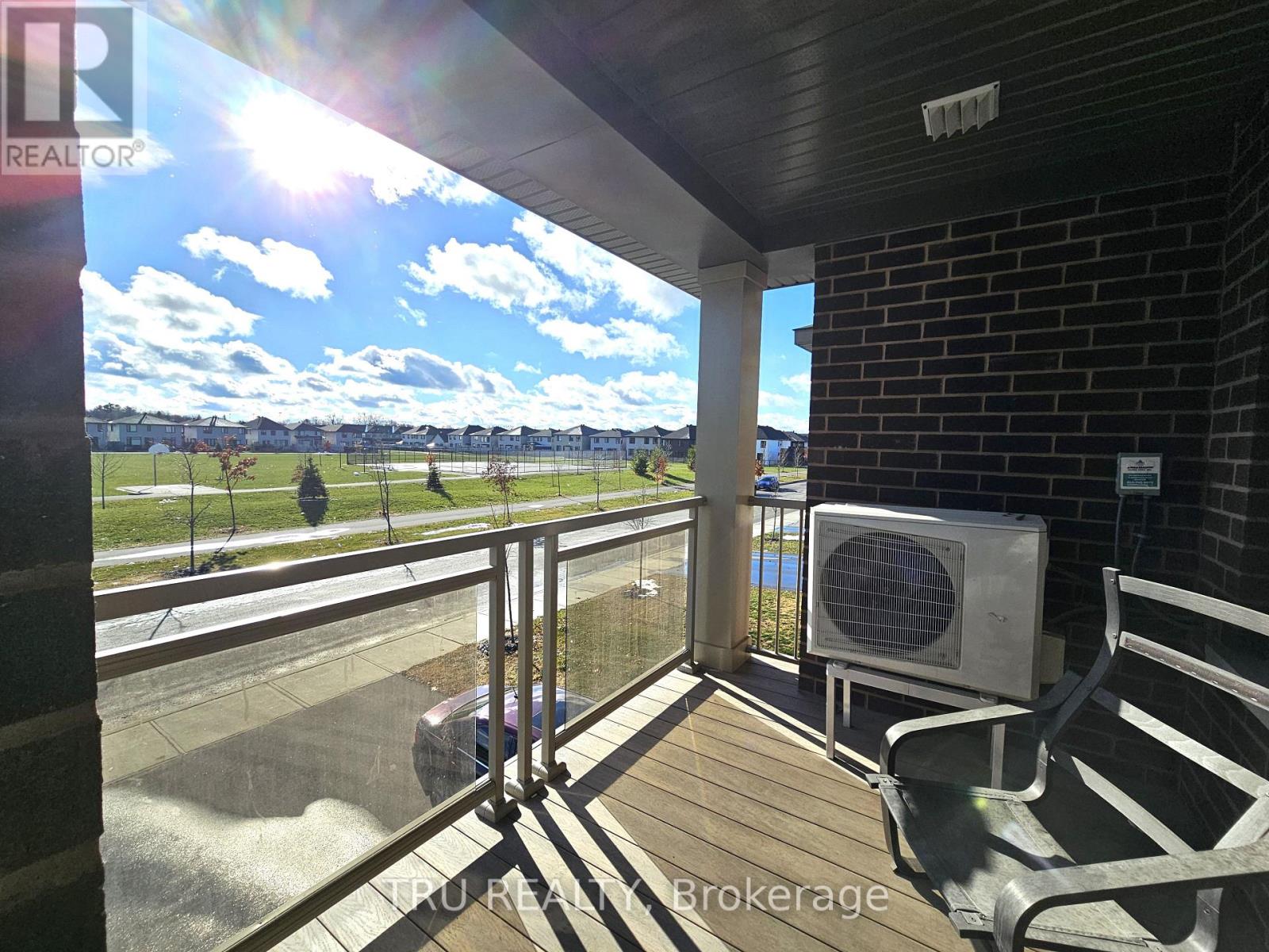 887 Couloir Road, Ottawa, Ontario  K1W 0P5 - Photo 12 - X12568806