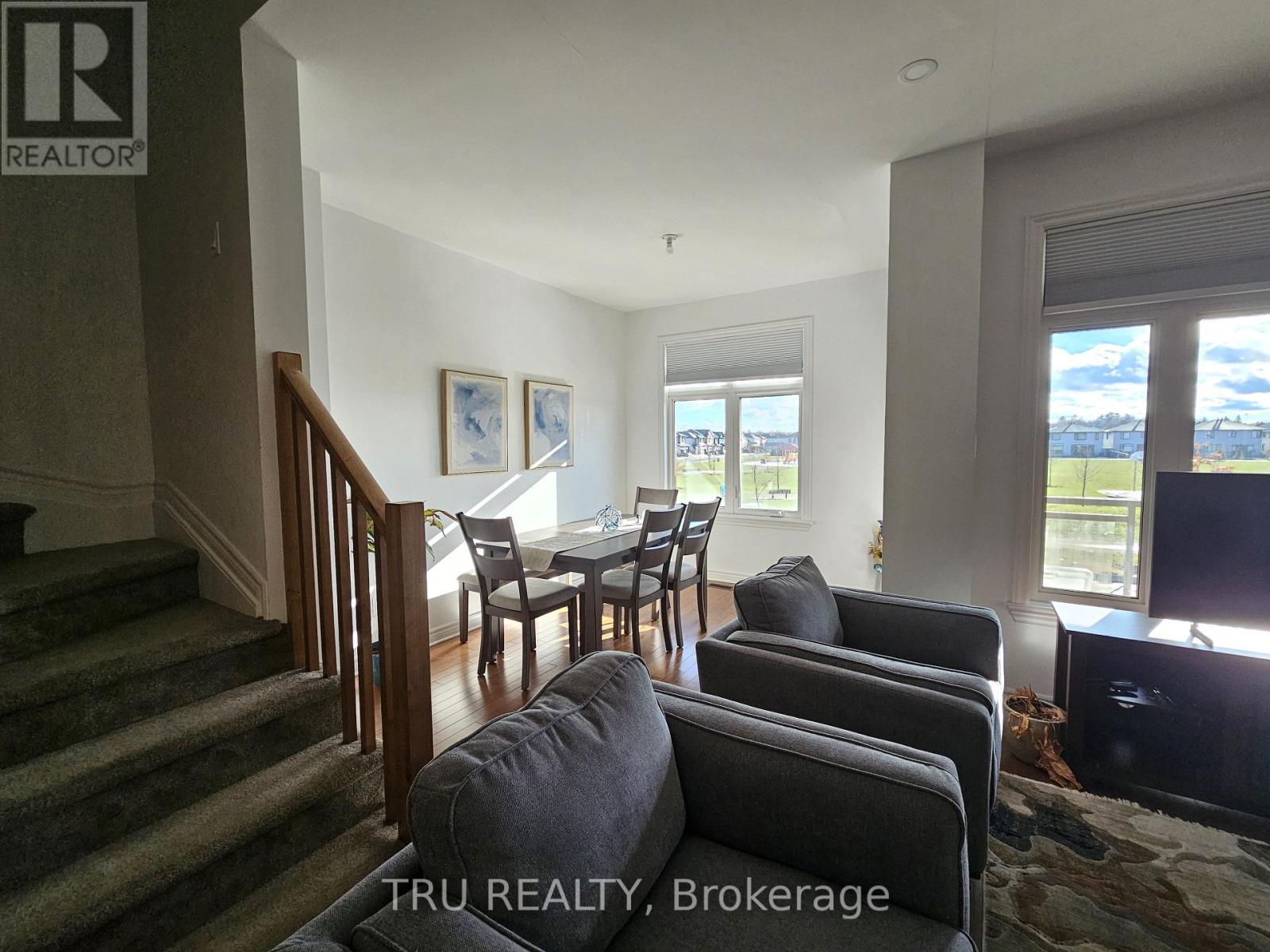 887 Couloir Road, Ottawa, Ontario  K1W 0P5 - Photo 14 - X12568806