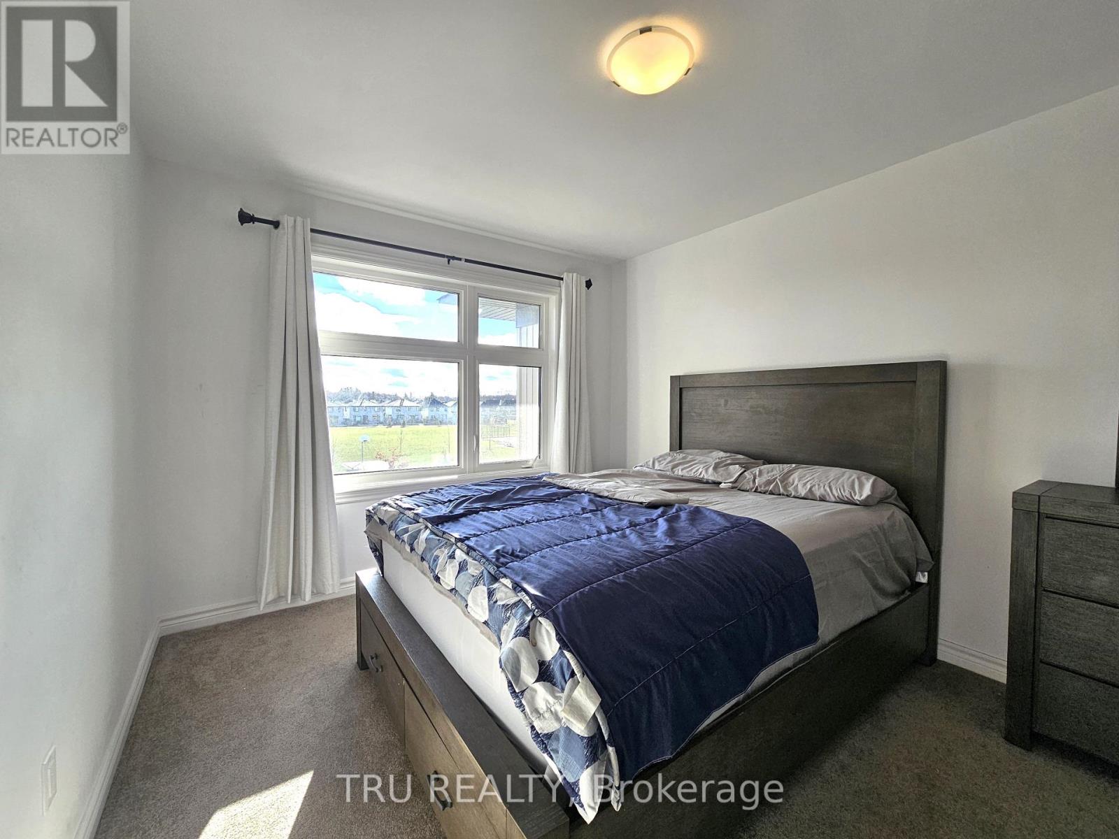 887 Couloir Road, Ottawa, Ontario  K1W 0P5 - Photo 15 - X12568806