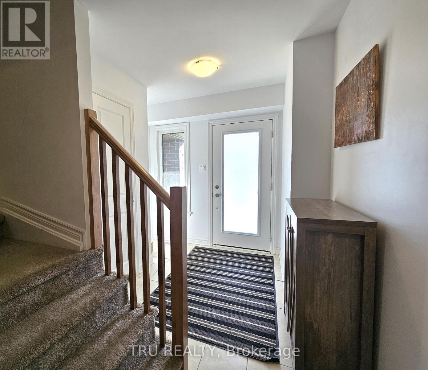 887 Couloir Road, Ottawa, Ontario  K1W 0P5 - Photo 4 - X12568806