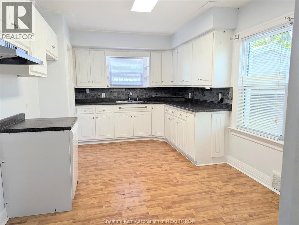 10 Meadowlea Road, Chatham, Ontario  N7M 5C4 - Photo 7 - 25027672