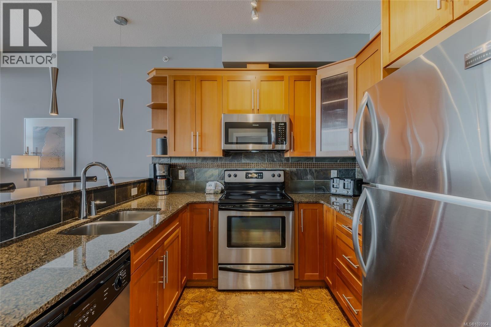 501/502c 181 Beachside Dr, Parksville, British Columbia  V9P 2H5 - Photo 4 - 1020964