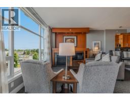 501/502C 181 Beachside Dr The Beach Club