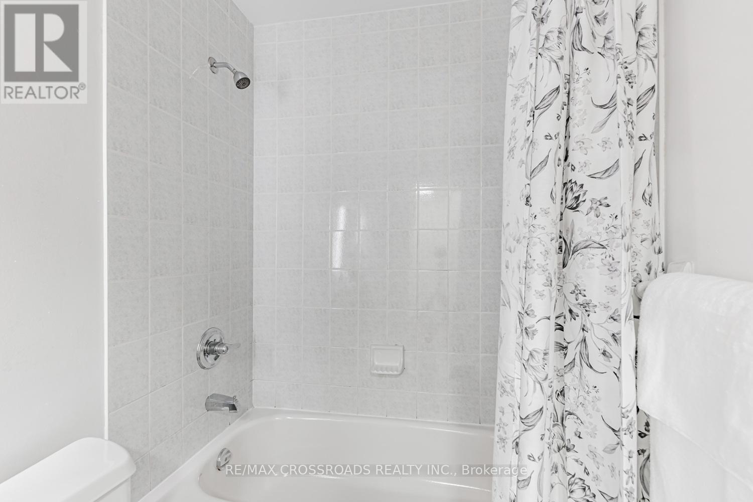 59 - 3051 Finch Avenue W, Toronto, Ontario  M9M 0A6 - Photo 24 - W12569884