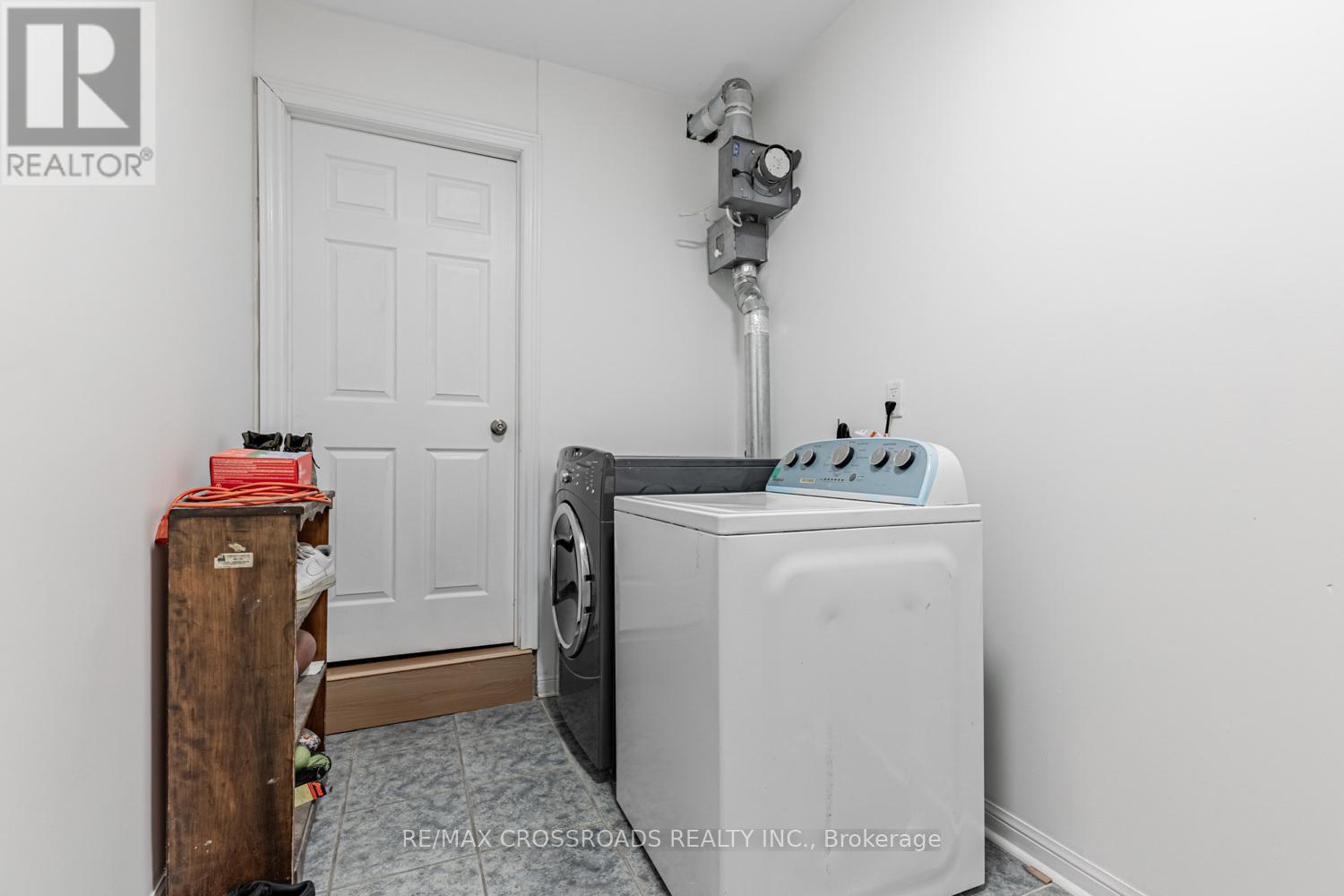 59 - 3051 Finch Avenue W, Toronto, Ontario  M9M 0A6 - Photo 34 - W12569884