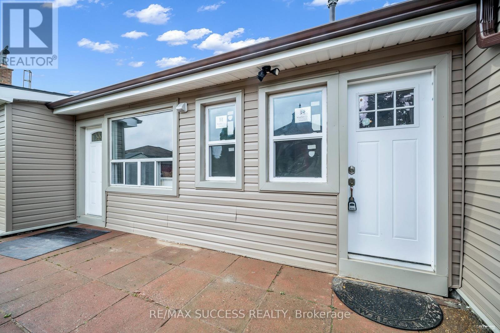 03 - 15 KILLAMARSH DRIVE, Toronto, Ontario