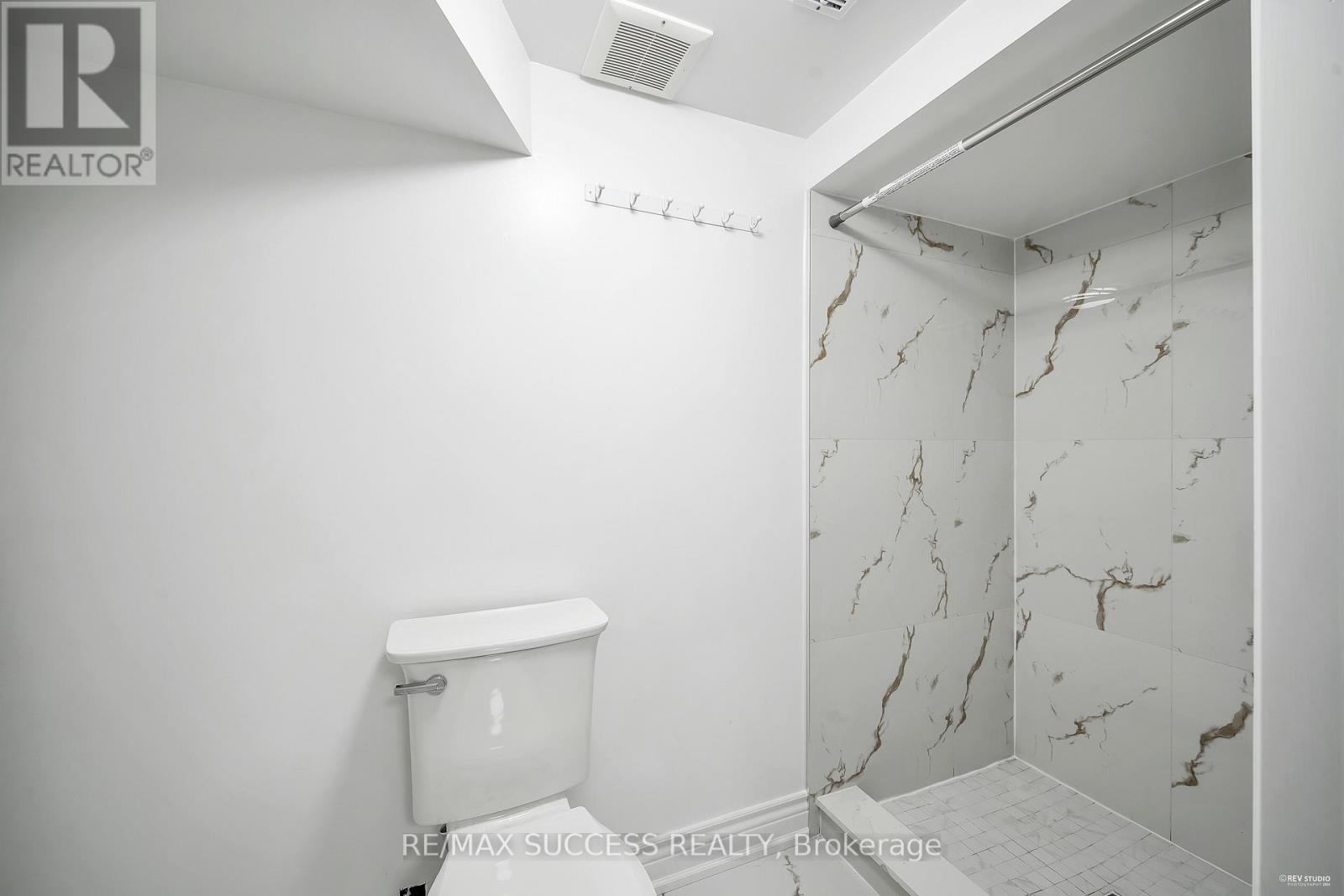 03 - 15 Killamarsh Drive, Toronto, Ontario  M3J 1J2 - Photo 16 - W12569886