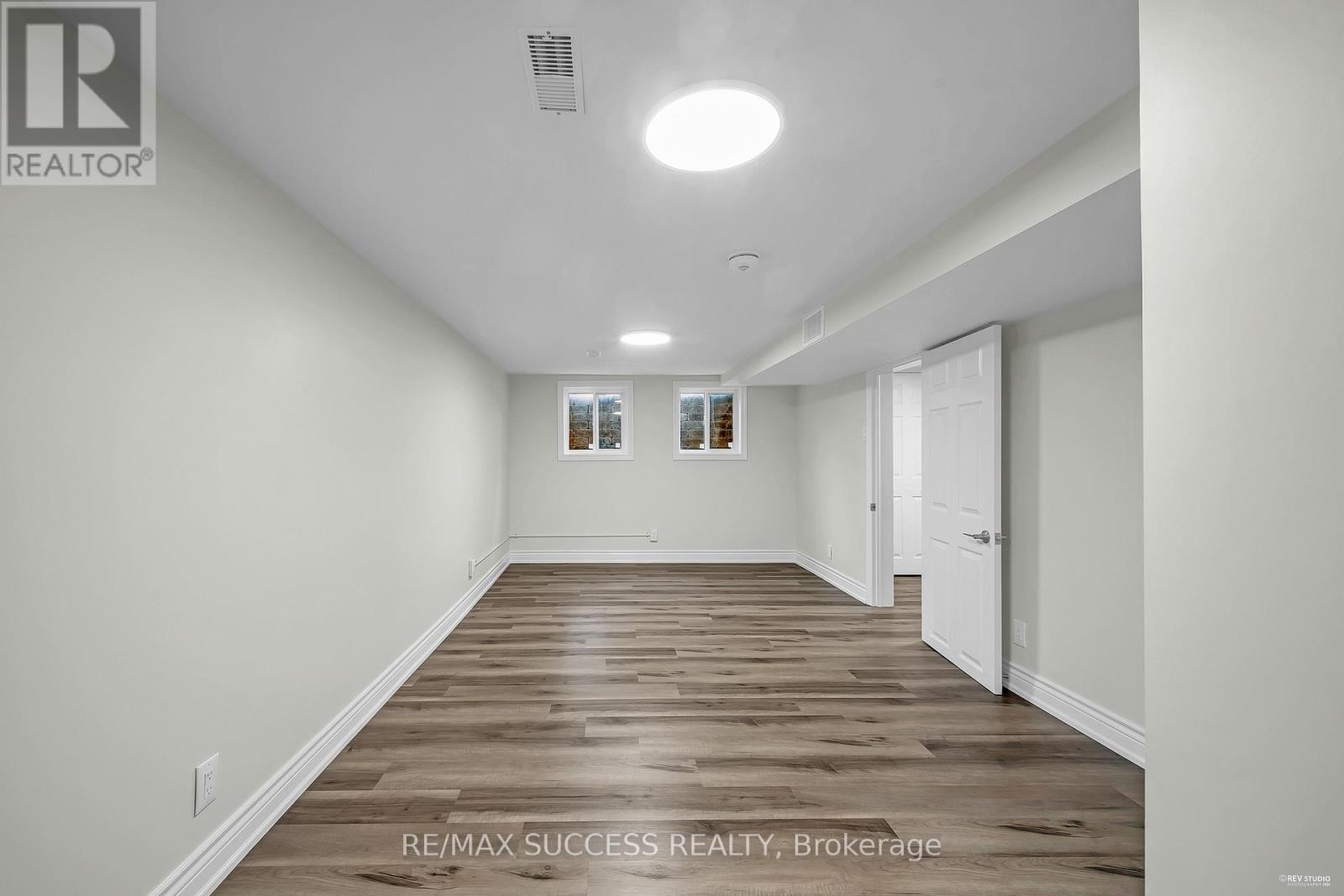 03 - 15 Killamarsh Drive, Toronto, Ontario  M3J 1J2 - Photo 19 - W12569886