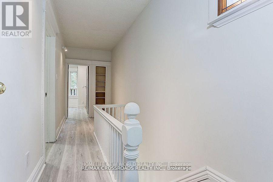 72 Ellsworth Avenue, Toronto, Ontario M6G 2K3 - Photo 7 - C12569894