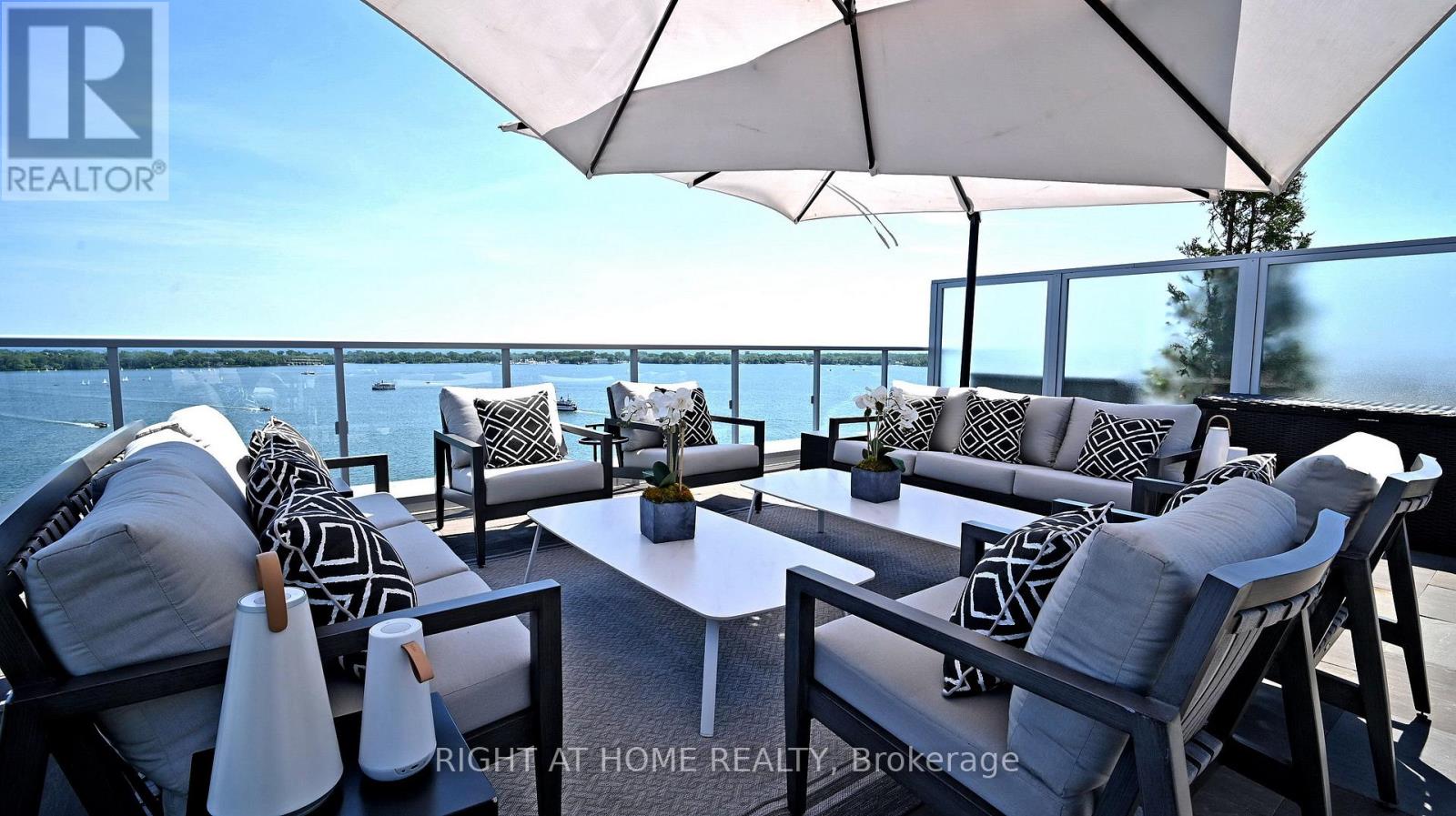 1304 - 29 Queens Quay E, Toronto, Ontario  M5E 0A4 - Photo 20 - C12569896