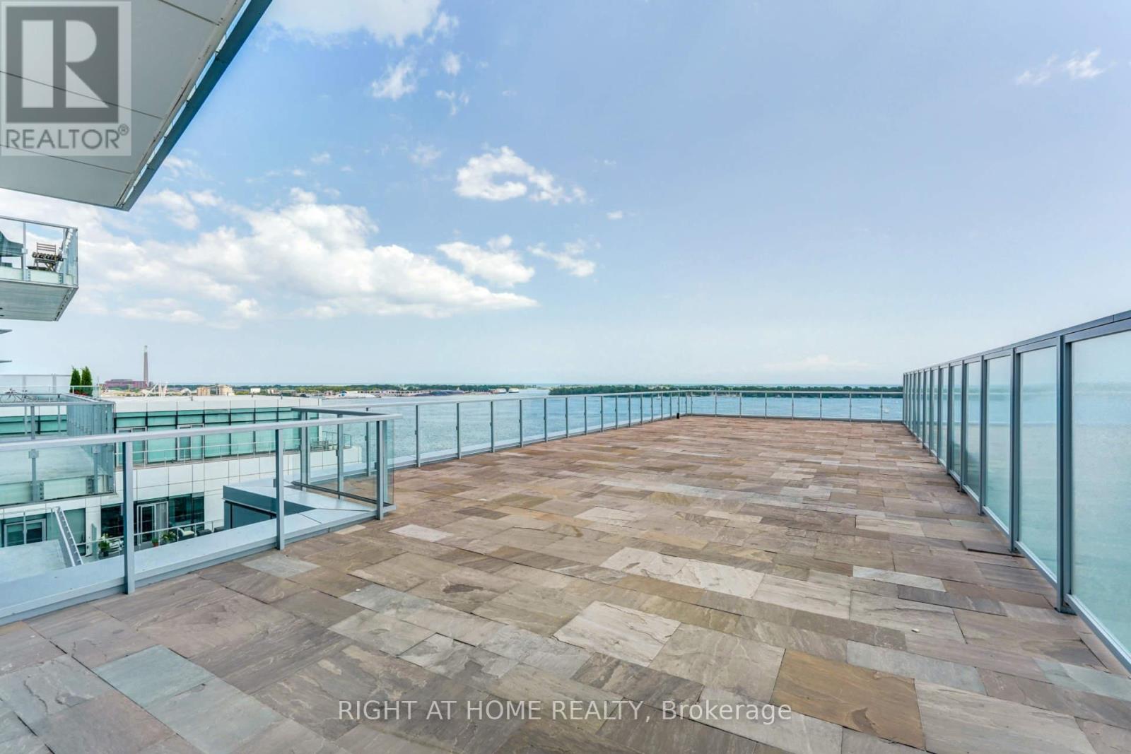 1304 - 29 Queens Quay E, Toronto, Ontario  M5E 0A4 - Photo 23 - C12569896