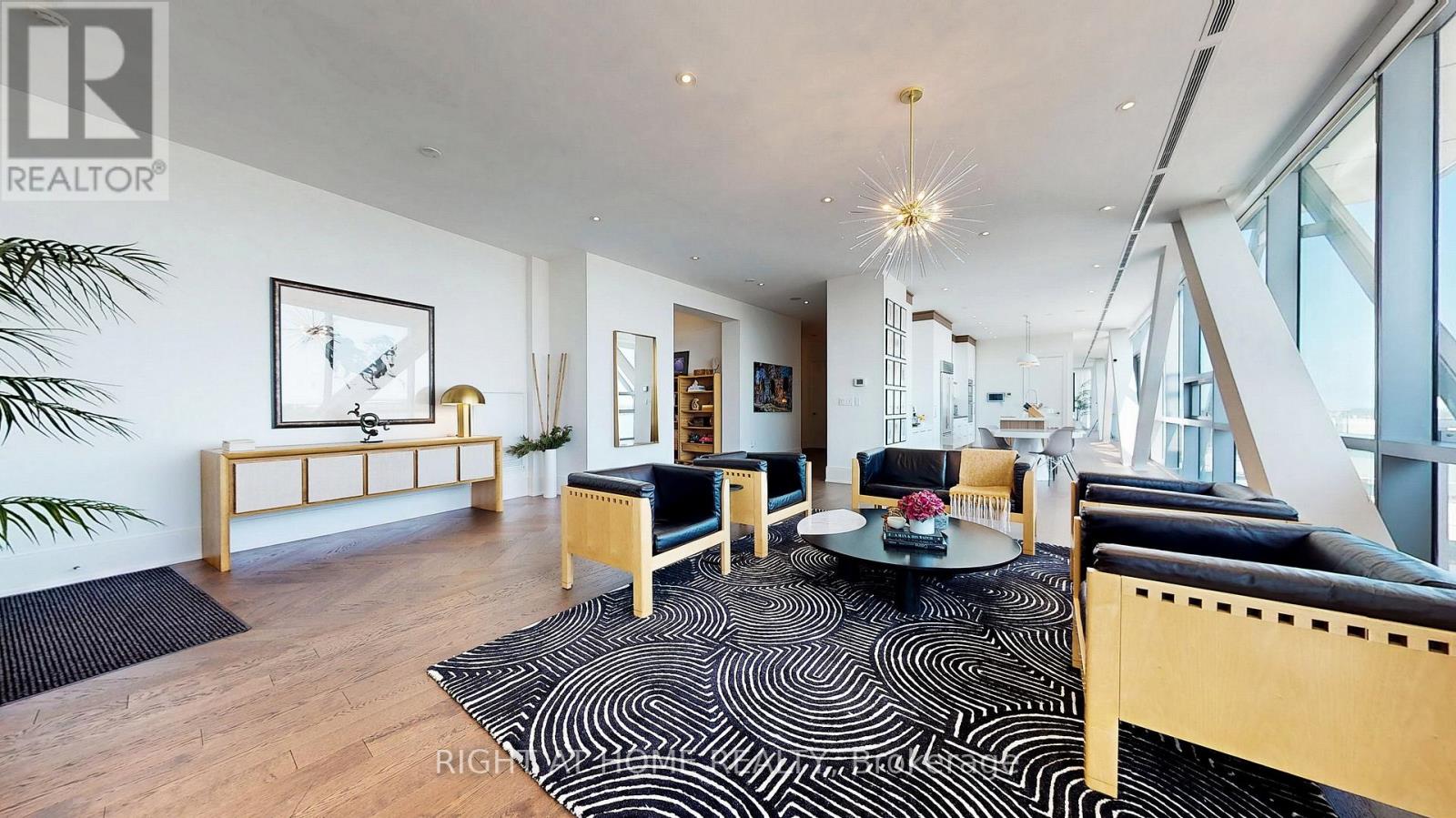 1304 - 29 Queens Quay E, Toronto, Ontario  M5E 0A4 - Photo 9 - C12569896