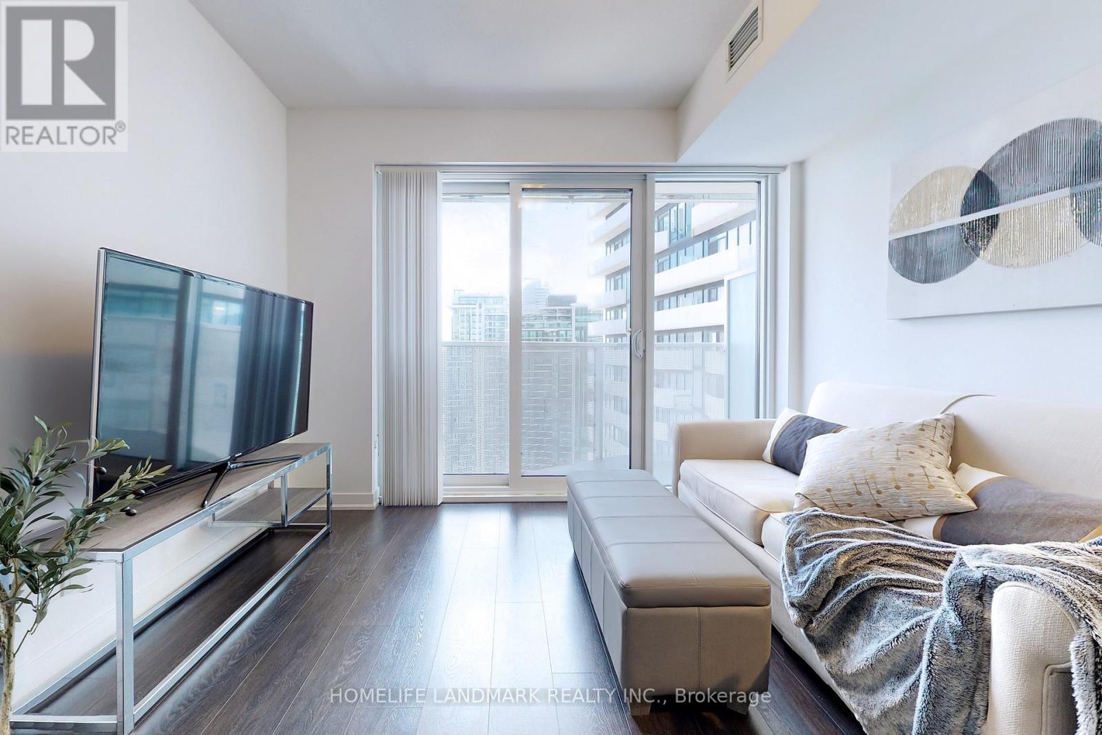 4705 - 100 Harbour Street, Toronto, Ontario  M5J 2T5 - Photo 3 - C12569898