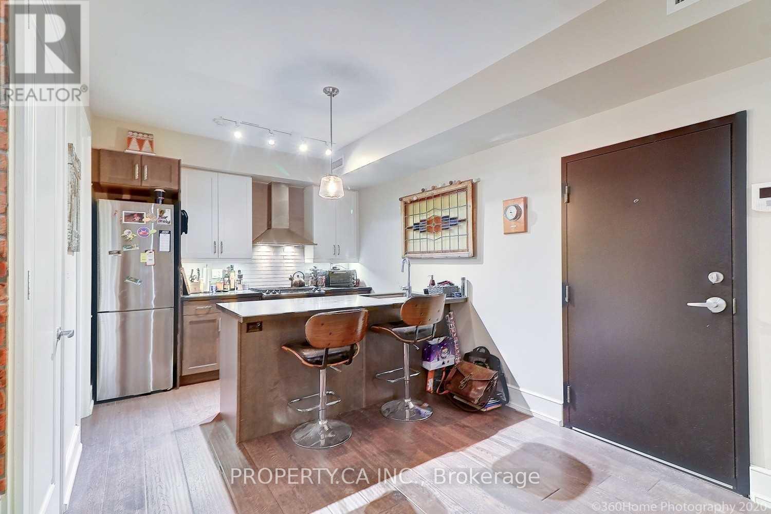 01 - 28 Madison Avenue, Toronto, Ontario M5R 2S1 - Photo 2 - C12569900
